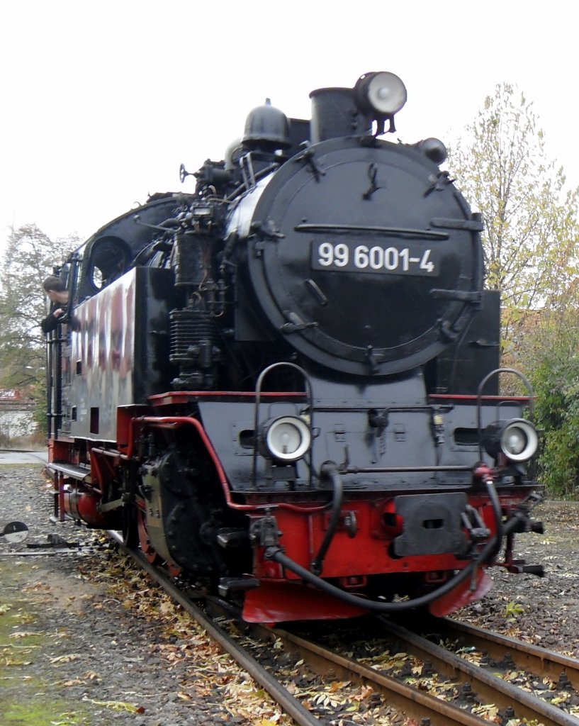 99 6001 in Harzgerode, Oktober 2010