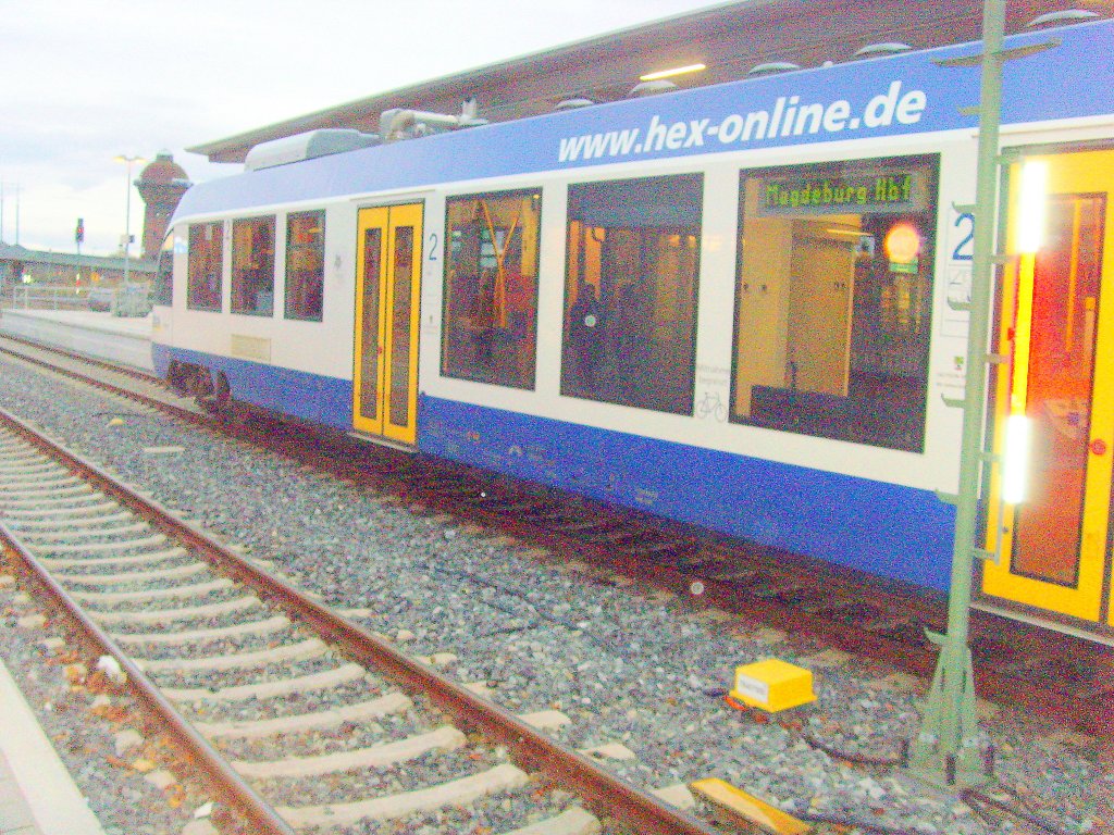 HEX-Triebwagen nach Magdeburg in Halberstadt