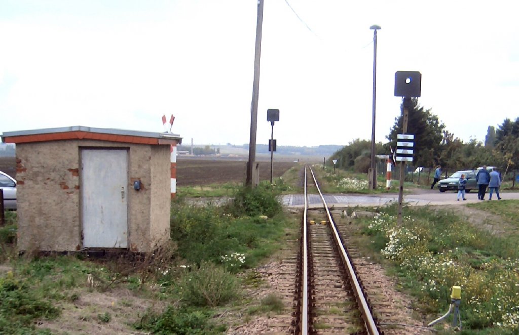 Streckenverlauf am Bahnbergang  (2005)